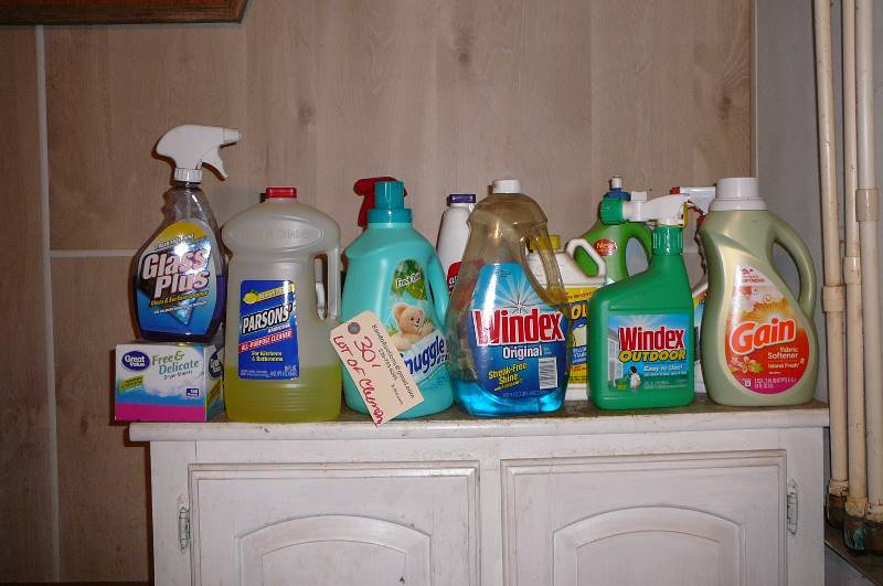 lot 301 image: Lot of Cleaning Products