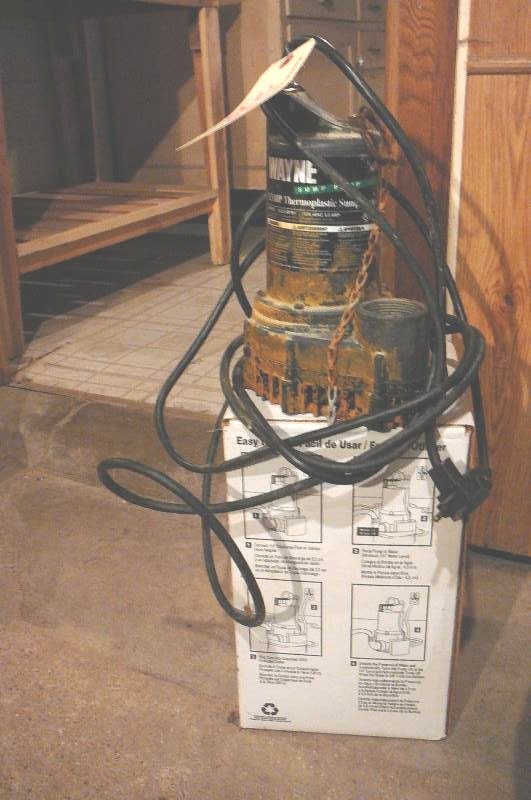 lot 304 image: sump pump