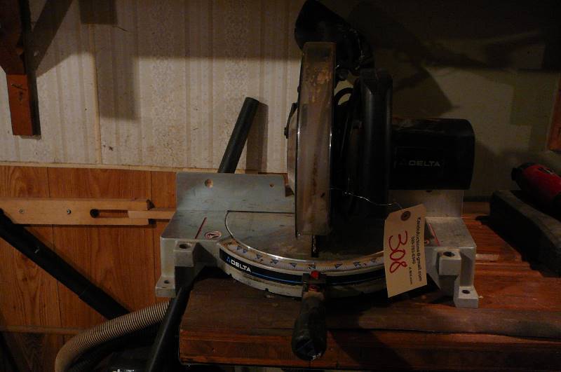 lot 308 image: Miter Saw