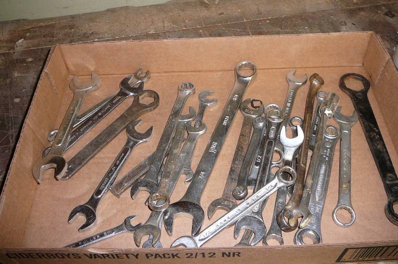 lot 358 image: lot of wrenchs