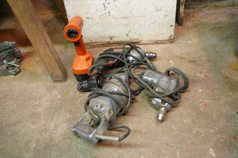 lot 353 image: wooden box with power tools parts