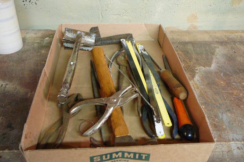 lot 360 image: lot of hand tools