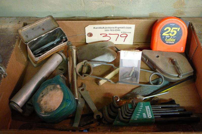 lot 379 image: lot of misc items