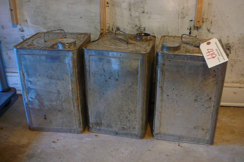 lot 419 image: 5gal square cans 3 count