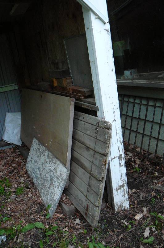 lot 444 image: everything you see in building goes