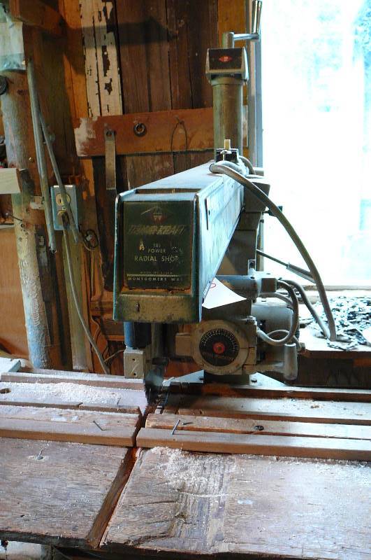 lot 448 image: bench saw