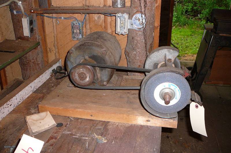 lot 460 image: Bench tool grinder