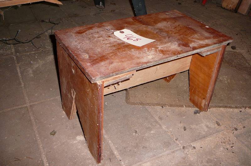 lot 468 image: Wooden Stool 18x11x12