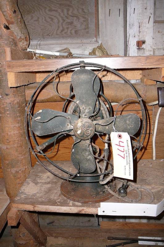 lot 477 image: vintage general electric fan