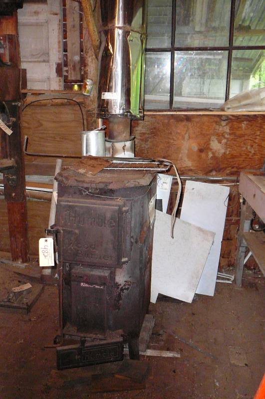 humble wood burning stove | Estate Auction #483 | K-BID