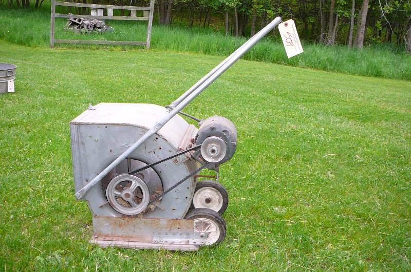lot 509 image: Furnace fan with motor