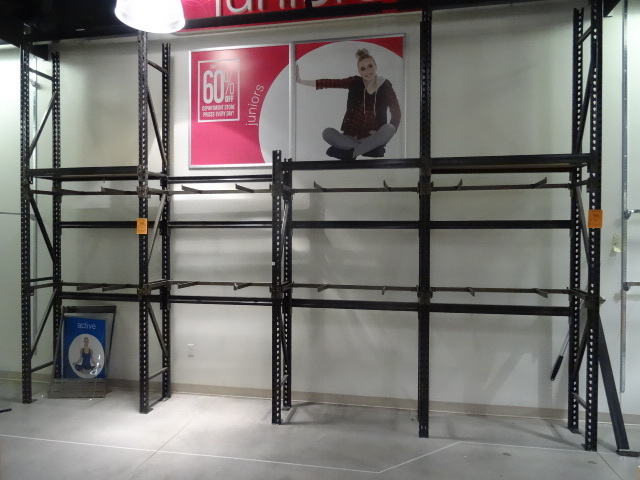 lot 92 image: Tear Drop Pallet Rack