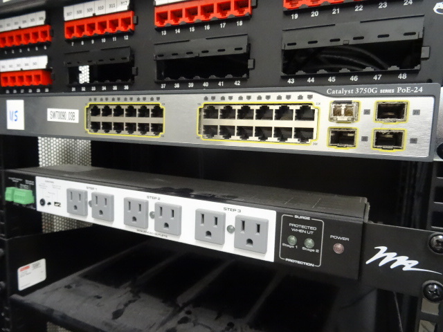 lot 115 image: Catalyst 3750G Series POE-24