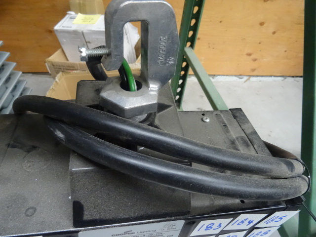 lot 186 image: Cooper 120208240277 volt High Bay Light