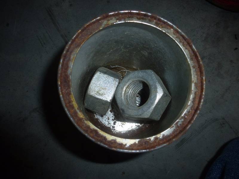 1 14 Galvanized Nuts Lot# 28