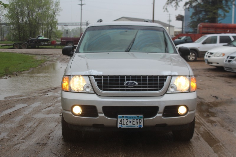 2004 Ford Explorer XLT 4x4
