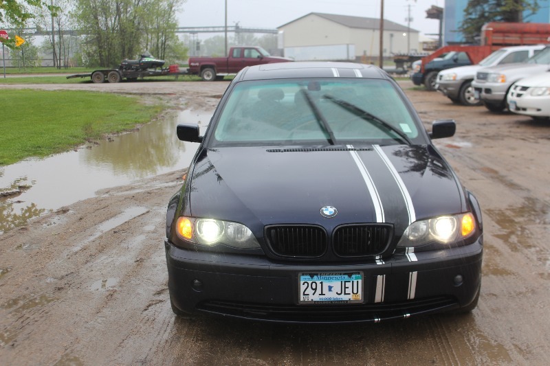 2003 BMW 325I