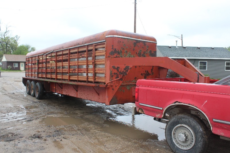 Gooseneck Horse Trailer