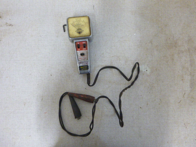 lot 12 image: Balkamp Thrif-T-Test Dwell-Tach Tester