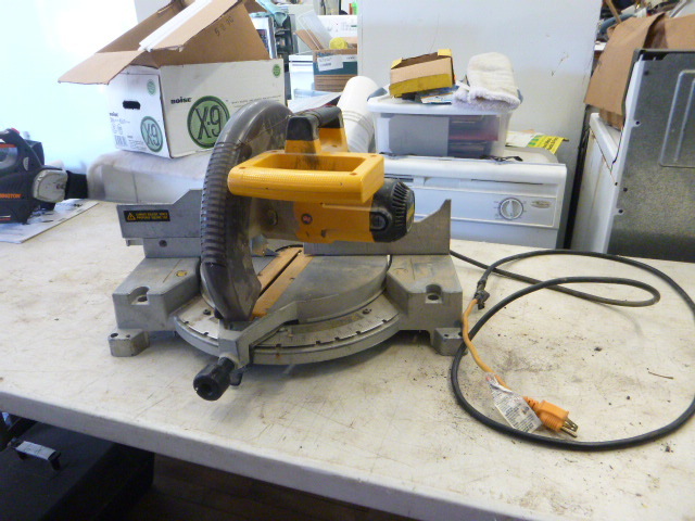 lot 69 image: DeWalt 12 Compound Miter Saw