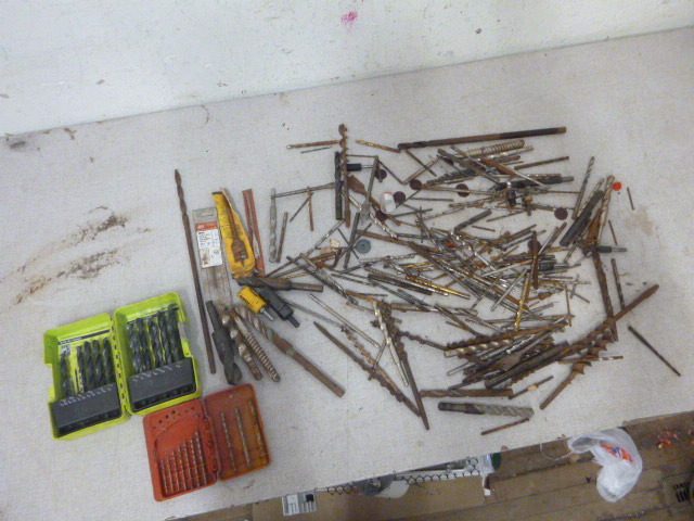 lot 79 image: Miscellaneous Drill Bits