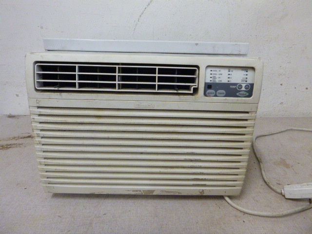 lot 81 image: Kenmore Air Conditioner