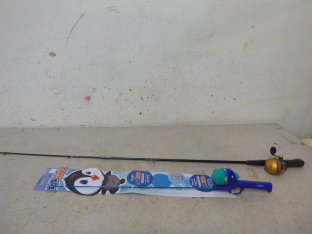 lot 92 image: 2 Fishing Rods with Reel