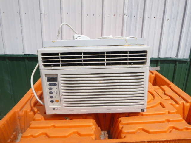 lot 112 image: LG Air Conditioner