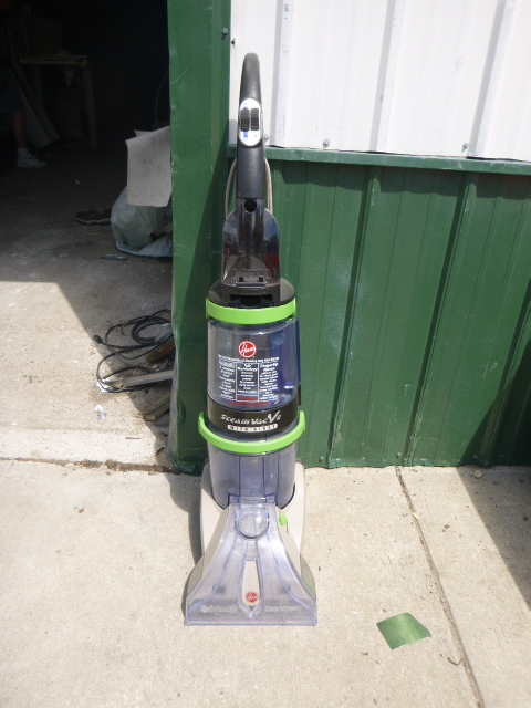 lot 114 image: Hoover Steam Vac