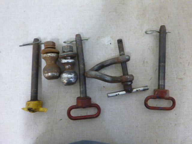 lot 118 image: Miscellaneous Garage Items
