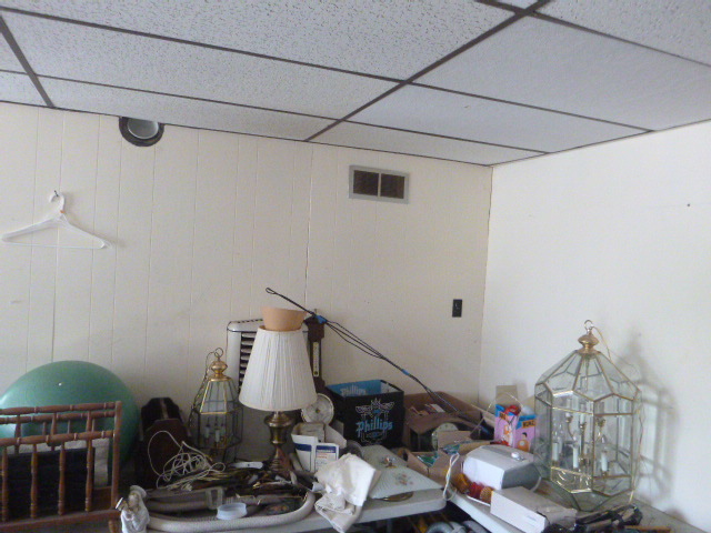 lot 125 image: Miscellaneous Items