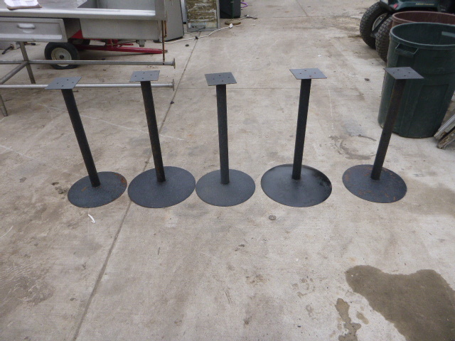 lot 151 image: 5 Stands