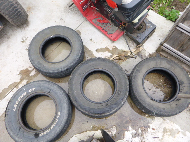 lot 172 image: 4 Eldorado Legend GT Tires