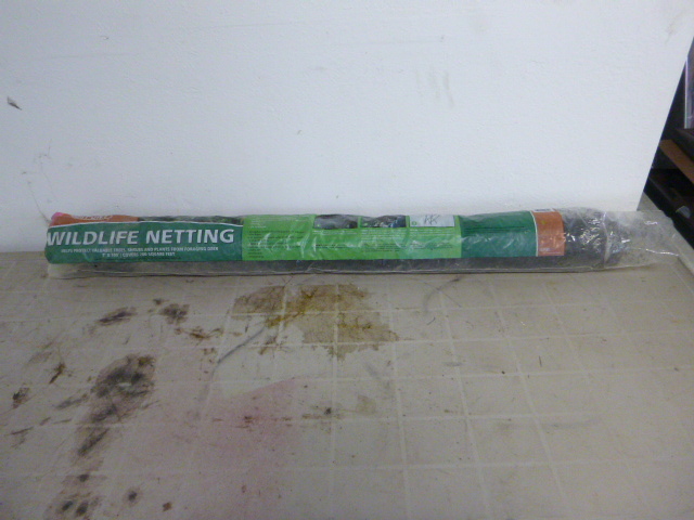 lot 175 image: Dupont Wildlife Netting