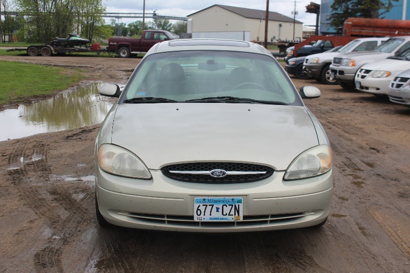 2003 Ford Taurus SEL - 2 Owner - 101,481 Miles