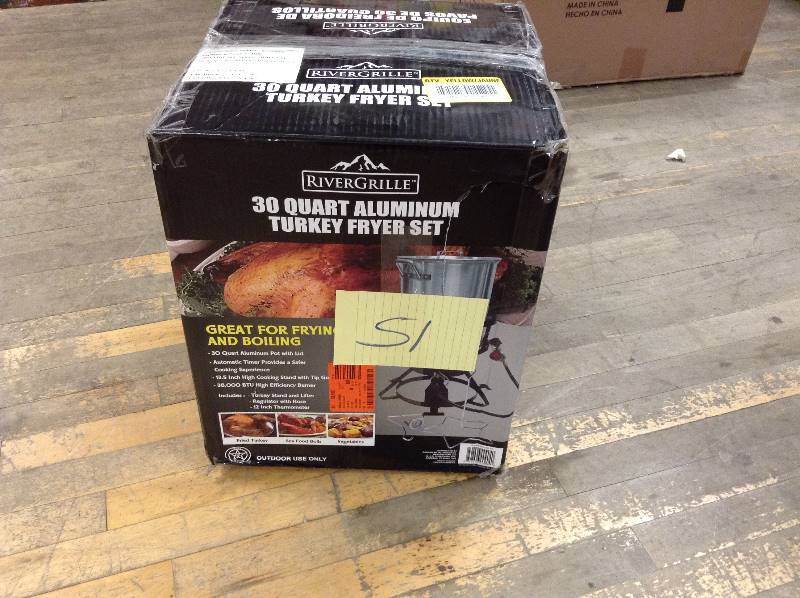 RiverGrille 30 Quart Aluminum Turkey Fryer Set Never Used