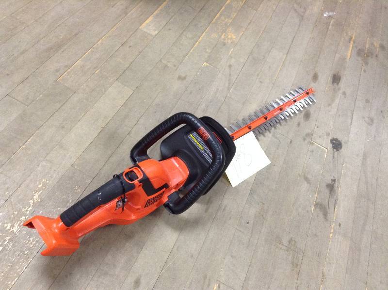 Black and Decker Cordless Hedge trimmer Tool only