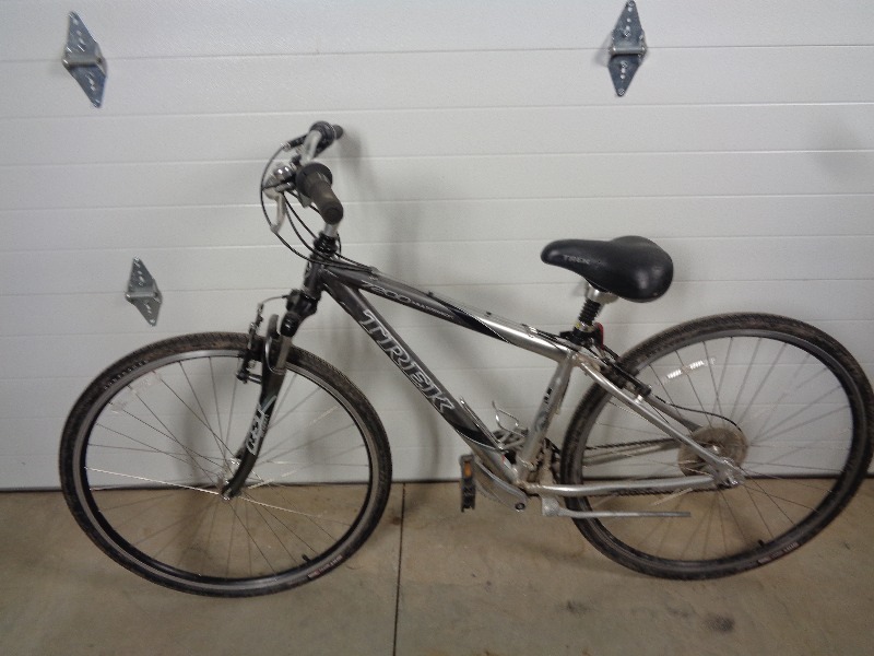 Trek Aluminum Hybrid Bike