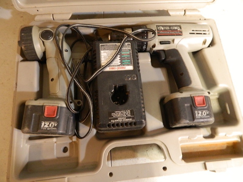 Porter Cable Drill Driver and Flashlight