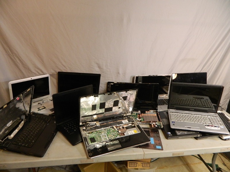 Laptop Computers for Parts or Repair