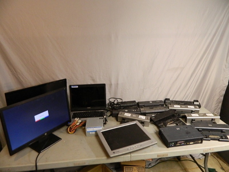 Computer Monitors, Laptop, Port Replicators