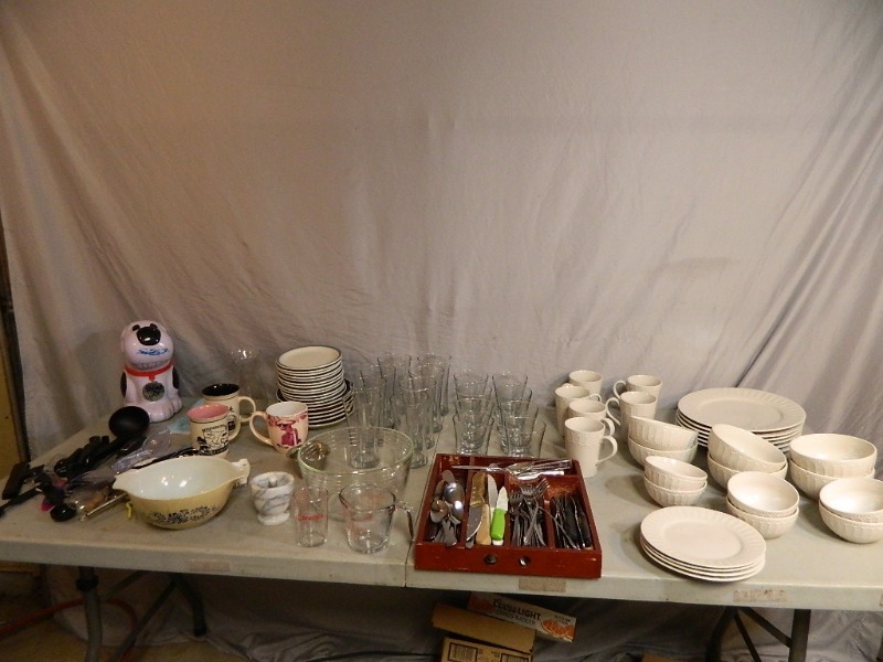 Anchor, Dish Set, and More