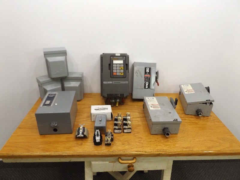 lot 20 image: Lot of Motor Starters, Outdoor Plugs, Power Boxes, etc.