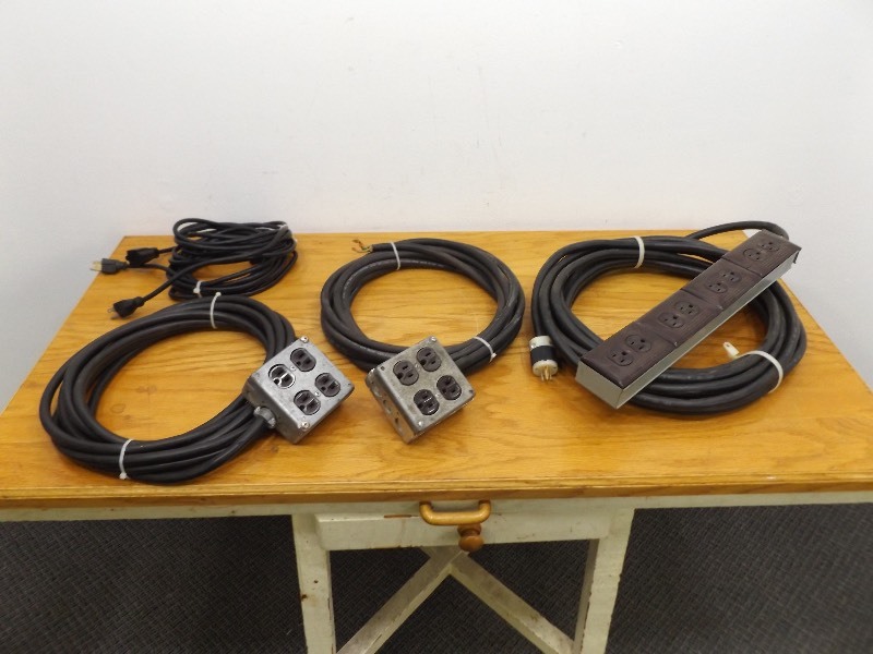 lot 23 image: Lot of VERY Heavy Duty 120v Drop CablesExtension Cords