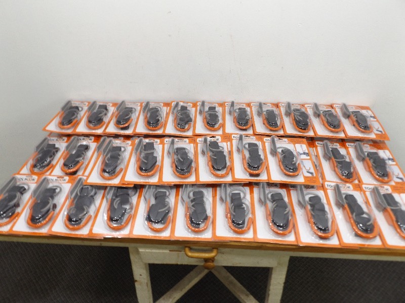 lot 33 image: 50 - New Old Stock Tool Hook Tool Holders