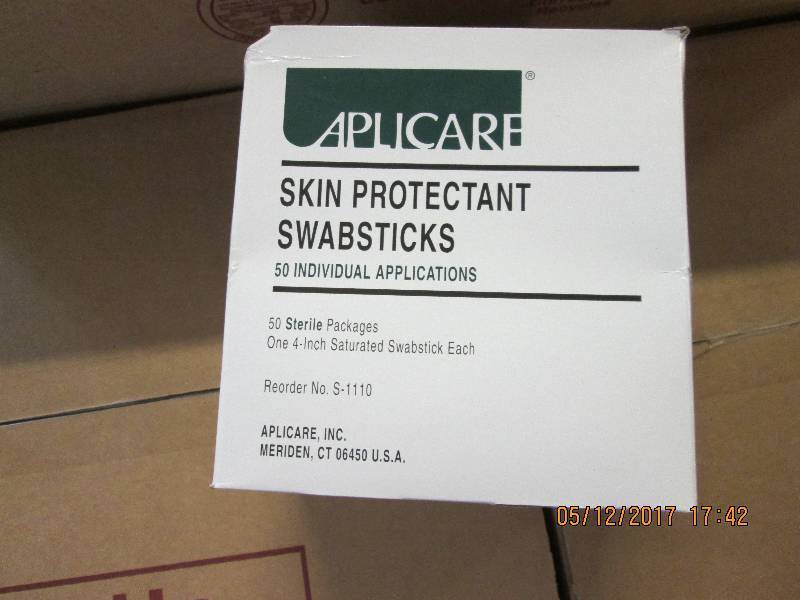 3 cases, 30 total boxes of 50 Aplic...