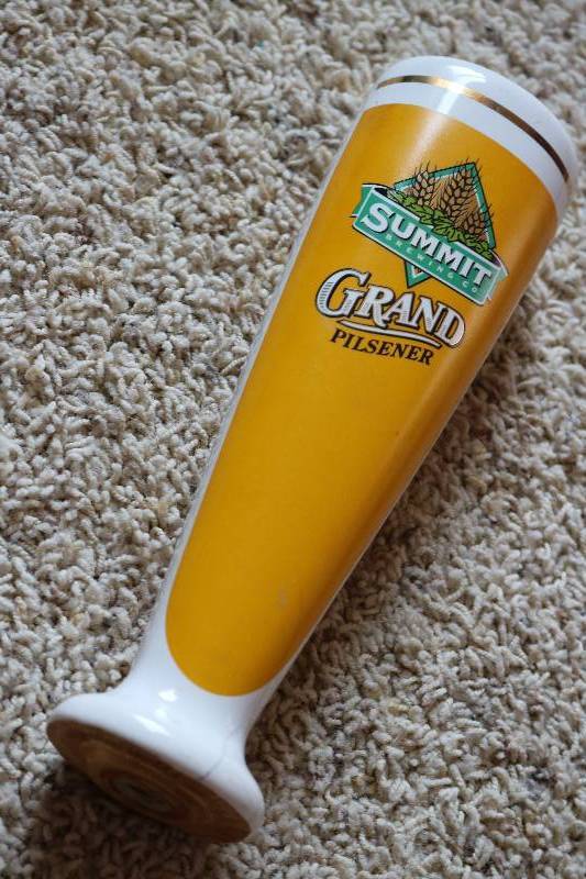 Grand pilsner Summit brewing co. be...