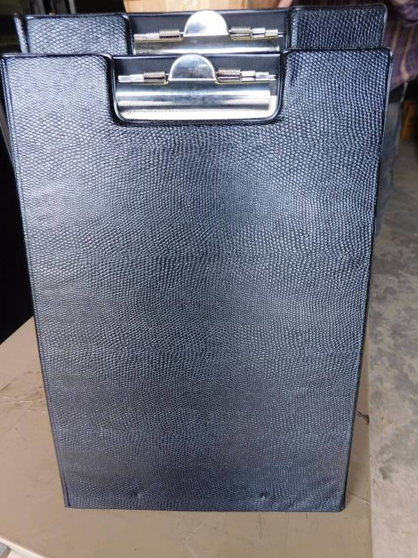 lot 23 image: St. Regis Black Clipboard Binders
