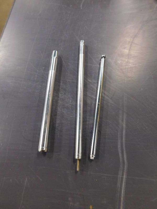 lot 59 image: Antennas - Varies Sizes