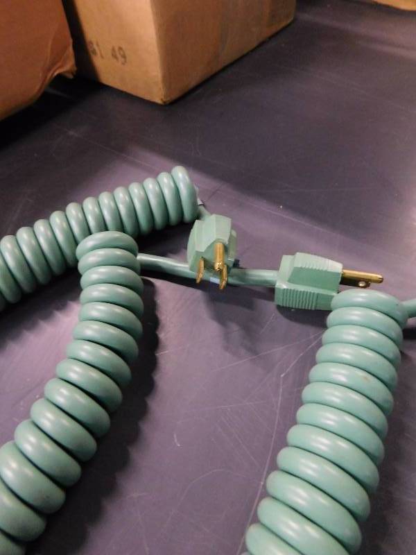 lot 61 image: Coiled Extension Cords